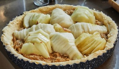 Najlepsze ciasto z gruszkami na niedzielę. W sezonie piekę co tydzień, bo rodzina się upomina