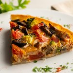 Najlepsze jesienne składniki na talerzu. Zapiekanka wrześniowa robi furorę