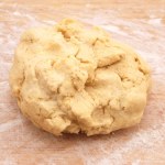 Najlepsze kruche ciasto, rozpływa się w ustach. Szarlotka wychodzi tak dobra, że migiem znika z blachy