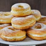 Najlepsze pączki parzone z budyniowym kremem. Przepis krok po kroku