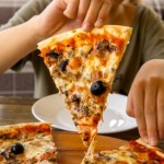 jak przygotować pizzę Najlepszy i najgorszy dla zdrowia rodzaj pizzy. Przytyjesz, ale nie tylko