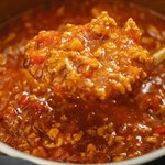 Najlepszy mięsny sos do makaronu. Sekretem jest długie gotowanie
