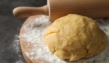 Najlepszy przepis na kruche ciasto. Delikatne, chrupiące, nie ma mowy o zakalcu 