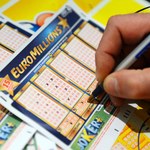 "Najlepszy świąteczny prezent". W Belgii grupa szczęśliwców wygrała 143 miliony euro