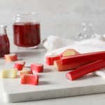 Najlepszy syrop robię nie z malin, a z rabarbaru. Idealny do herbaty