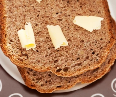 Najlepszy wśród chlebów, dla jelit i przy odchudzaniu niezastąpiony. Obniża cukier i zły cholesterol