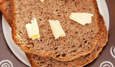 Najlepszy wśród chlebów, dla jelit i przy odchudzaniu niezastąpiony. Obniża cukier i zły cholesterol