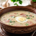 Najlepszy żurek wielkanocny. Jak zrobić domowy zakwas i uniknąć 3 najczęstszych błędów?