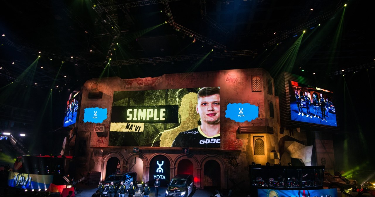 Najlepszym graczem CS:GO okazał się Oleksandr "s1mple" Kostyliev /123RF/PICSEL