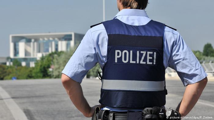 Najliczniejszą grupą ubiegającą się o pracę w szeregach policji federalnej są Polacy /Deutsche Welle