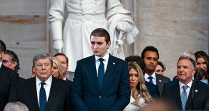 ​Najmłodszy syn Trumpa dzwoni na policję. "Ktoś pobił dziewczynę"