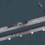 Najnowsze zdjęcia satelitarne: Na Moście Krymskim wznowiono ruch  