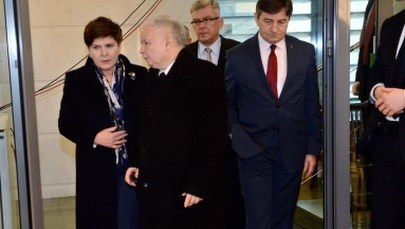 Najnowszy sondaż: Cztery partie w Sejmie, PiS na prowadzeniu 