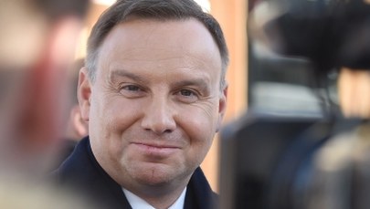 Najnowszy sondaż: Prezydentowi ufa 73 proc. badanych, premierowi - 68 proc.