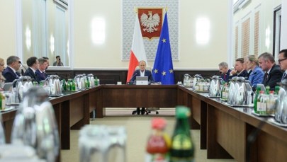Najnowszy sondaż: Rekonstrukcja rządu coraz bliżej? Oto co myślą Polacy