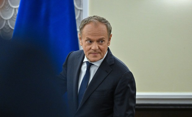 Najnowszy sondaż wyborczy. KO umacnia przewagę, stagnacja PiS