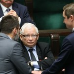 Najnowszy sondaż: Zjednoczona Prawica zyskuje, Konfederacja z największym spadkiem