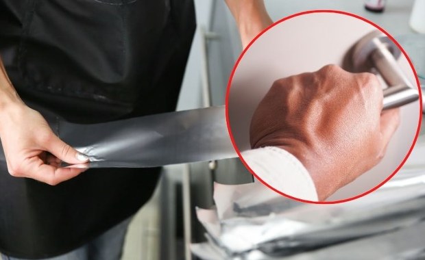 Najnowszy trend na polskich osiedlach. Po co owijać klamki folią aluminiową?