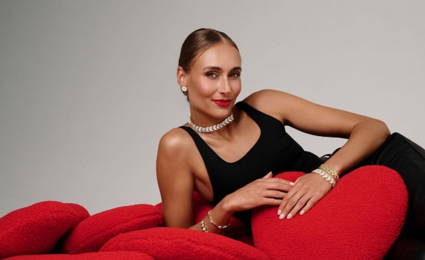 Najpiękniejsza biżuteria na Walentynki 2026. Jak wybrać prezent, który oczaruje?