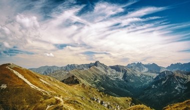 Najpiękniejszy szlak na jesienne wędrówki po Tatrach. Paleta barw zachwyca