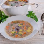 Najpierw była polewką, dopiero potem najbardziej treściwą polską zupą. Syci jak mało co