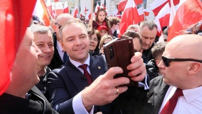 Najpierw msza, później polonez. Marsz z udziałem polityków PiS w Warszawie