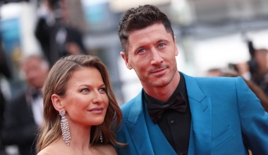 Najpierw Robert Lewandowski dał się przyłapać bez obrączki, a teraz to. Plotki o kryzysie nie ustają