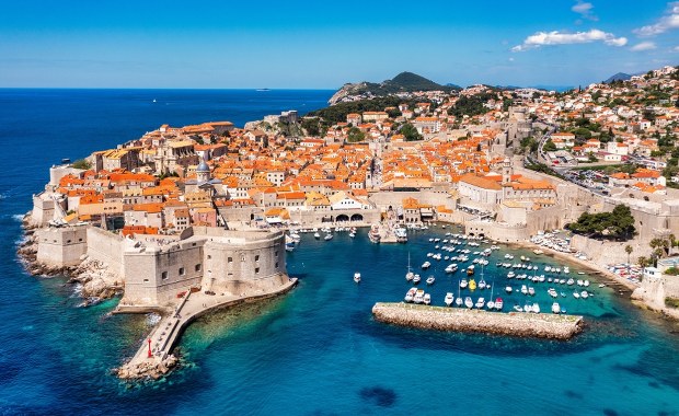 Najpopularniejsze chorwackie miasto walczy z hałasem i tłumami. Nowe regulacje