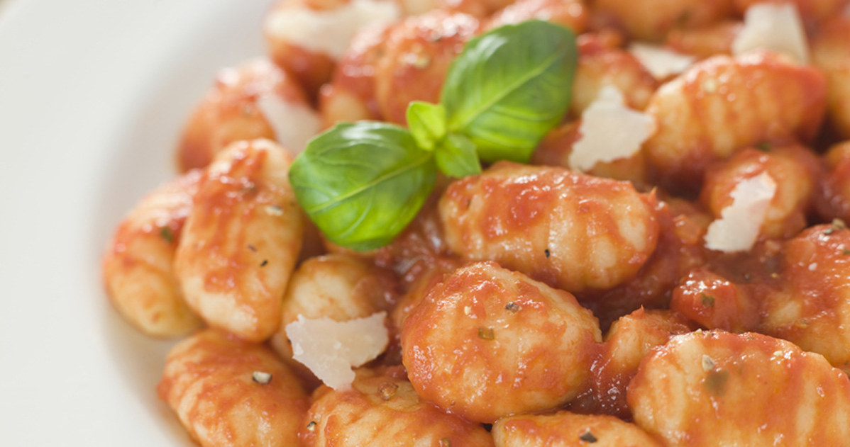 Najpopularniejsze gnocchi to te serwowane z sosem pomidorowym i parmezanem /&copy; Panthermedia