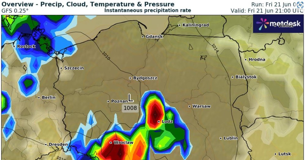The strongest storms will occur in the southern part of the country during the evening and overnight./wxcharts/