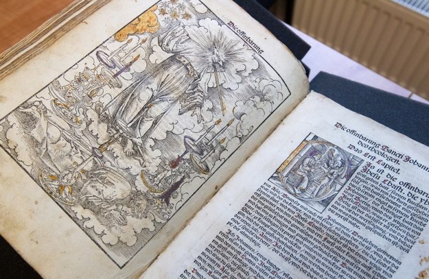 Najstarsze, pochodzącego z września 1522 r., wydanie Nowego Testamentu w przekładzie Marcina Lutra /Andrzej Grygiel /PAP