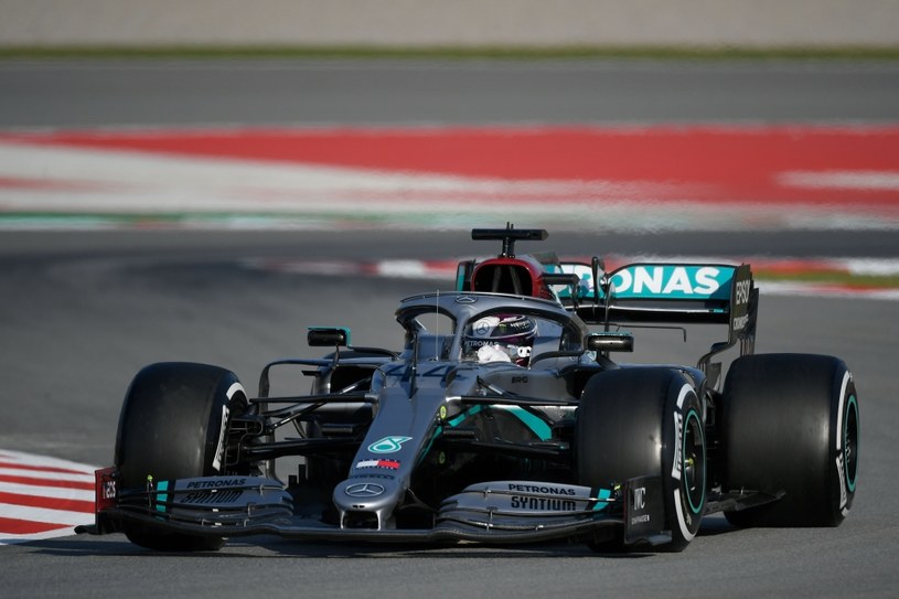 Najszybszy na torze: Lewis Hamilton /AFP