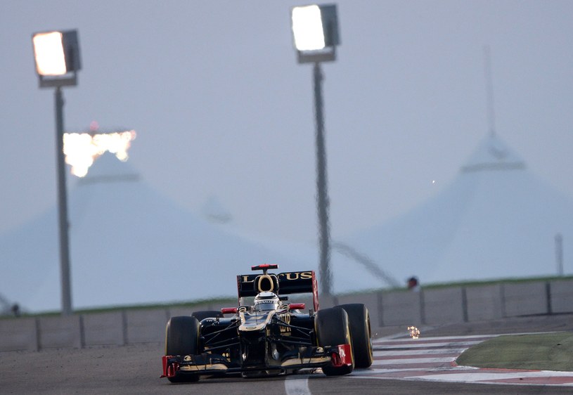 Najszybszy podczas Grand Prix Abu Zabi - Kimi Raikkonen z Lotus-Renault /AFP