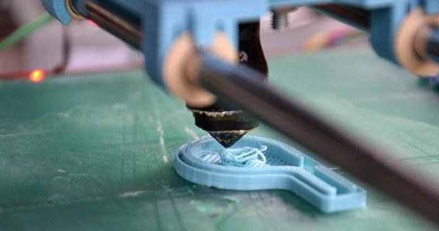 Najtańsze drukarki 3D kosztują około 2 tys. złotych /&copy;123RF/PICSEL