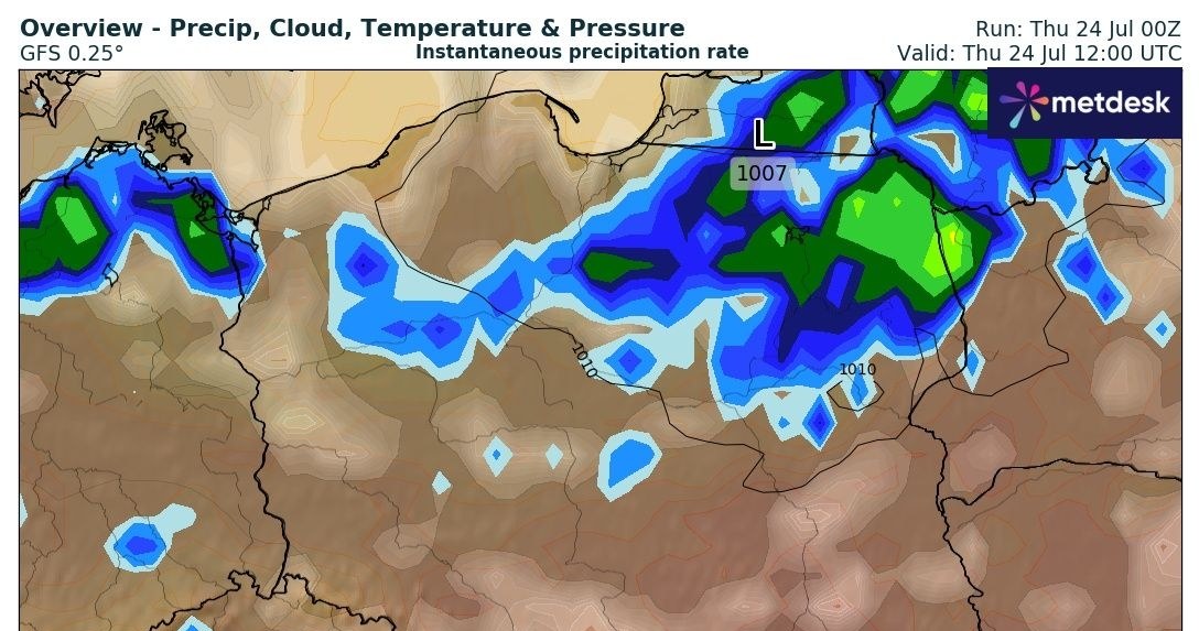 Najwięcej burz w czwartek synoptycy spodziewają się na północnym wschodzie kraju /wxcharts /