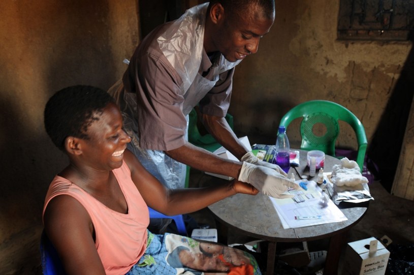 Najwięcej zakażeń wirusem HIV od lat notuje się w Afryce /East News