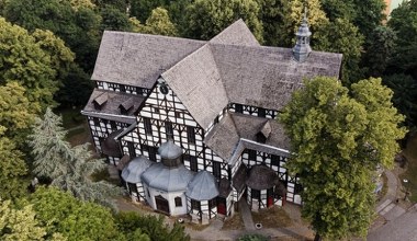 Największa drewniana budowla religijna w Europie. Można ją zobaczyć na Dolnym Śląsku