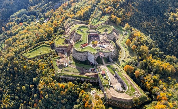 Największa górska forteca Europy. Twierdza, której nie zdobył nawet Napoleon