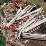 katastrofa kolejowa Największa katastrofa kolejowa Niemiec. Był "huk i chmura kurzu", po której zapadła cisza