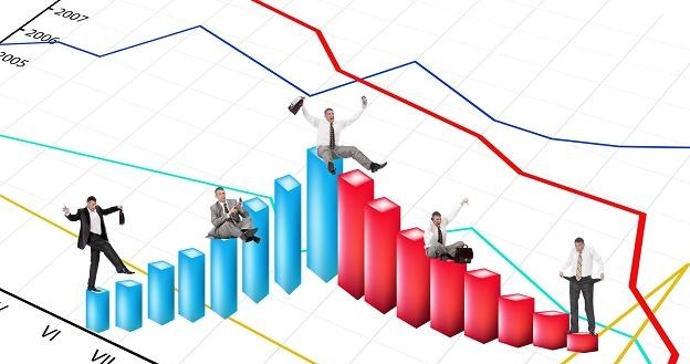 Największe straty ponisła branża odzieżowa WIG Odzież stracił -47 proc. /123RF/PICSEL