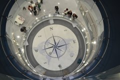 Największe w kraju wahadło Foucaulta zawisło w Toruniu