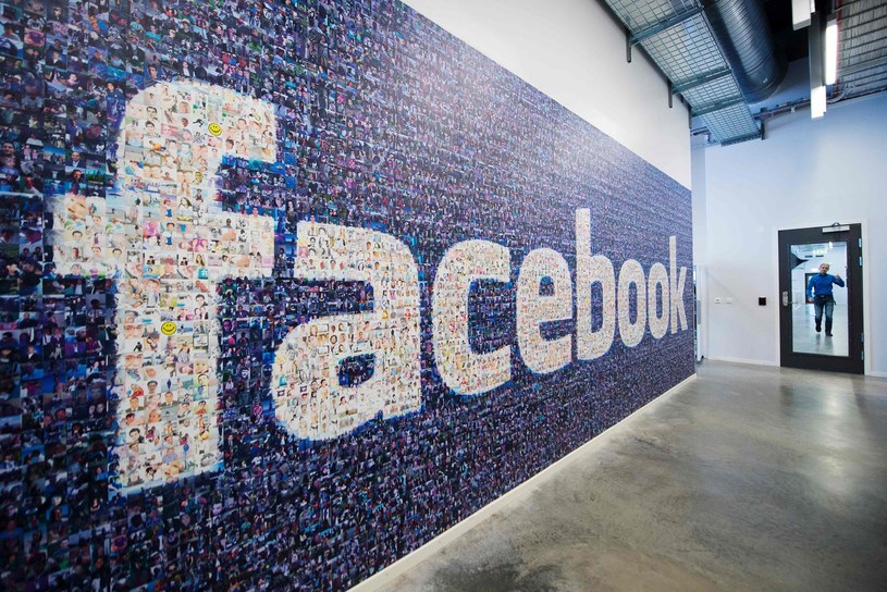 Największe wynagrodzenia na świecie w branży IT oferuje Facebook /AFP