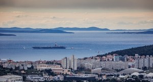 Największy lotniskowiec USA wycofany z Bliskiego Wschodu