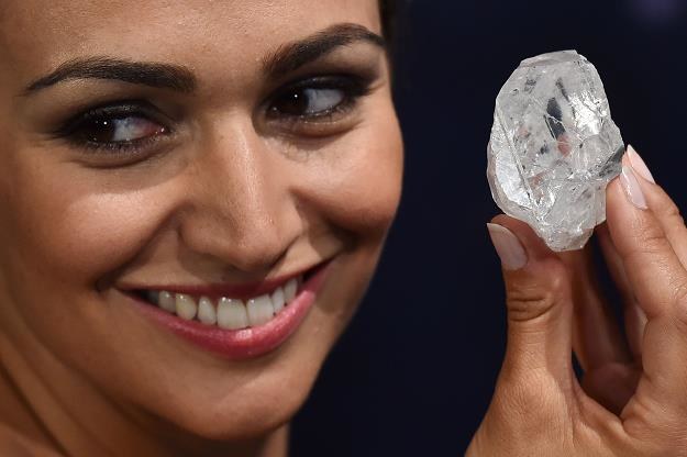 Największy od ponad 100 lat diament bez kupca /AFP