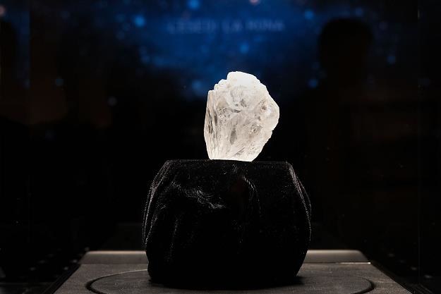 Największy od ponad 100 lat diament bez kupca /AFP