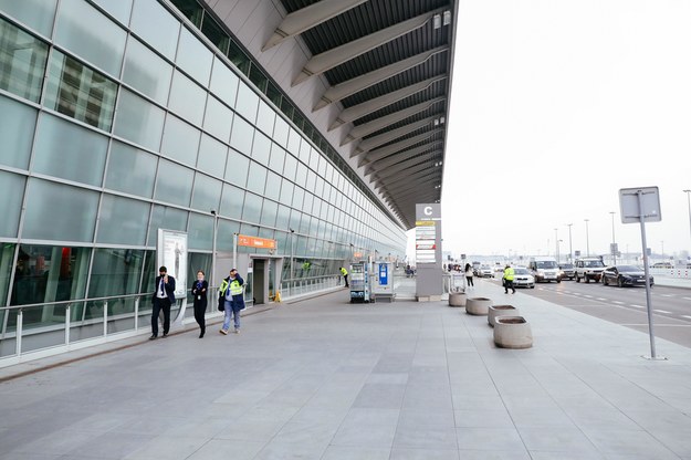Największy port lotniczy w Polsce - Lotnisko Chopina /Albert Zawada /PAP