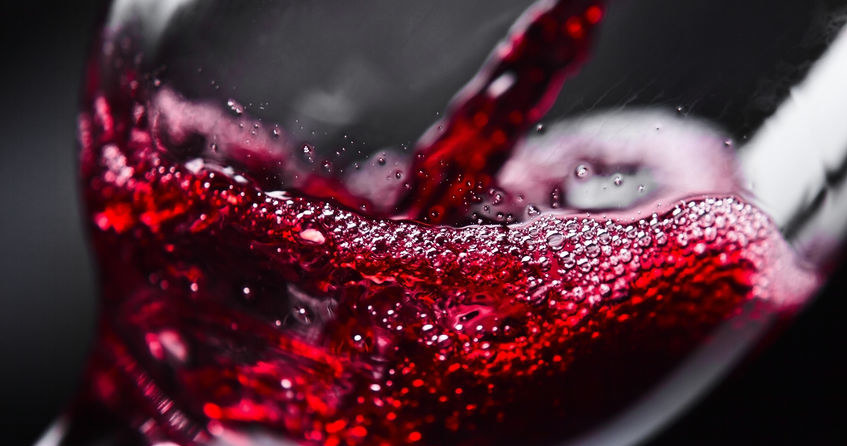 Największym konsumentem wina na osobę jest Watykan. Statystycznie spożycie tego trunku wynosi rocznie 79 litrów na każdego mieszkańca /123RF/PICSEL