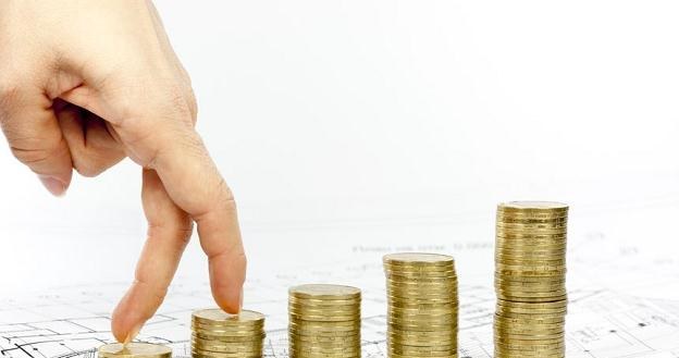 Najwyższe podwyżki płac w 2013 r. zapowiadaj sektor technologiczny i produkcyjny /123RF/PICSEL