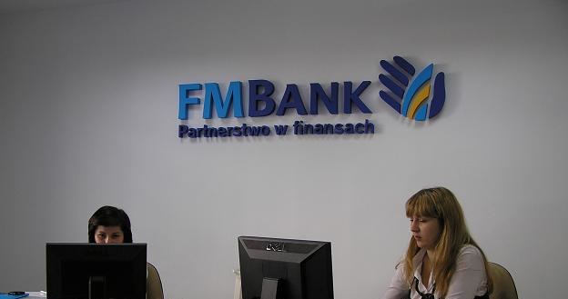 Najwyższe wynagrodzenia odnotowano w bankach w dużych miastach /INTERIA.PL