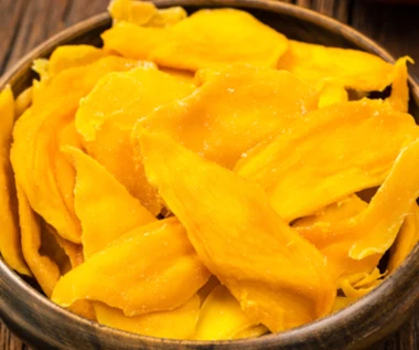 Naładowane witaminą C, potasem i błonnikiem. Dlaczego warto jeść mango?